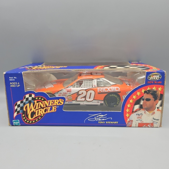 Winners Circle Tony Stewart #20 Home Depot 2000 NASCAR Rookie Of The Year 1:24 - Picture 1 of 8